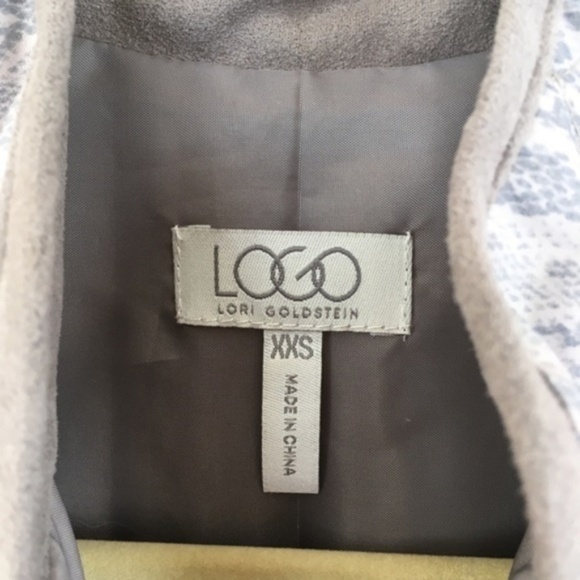 LOGO by Lori Goldstein Quilted Vest - Picture 4 of 4